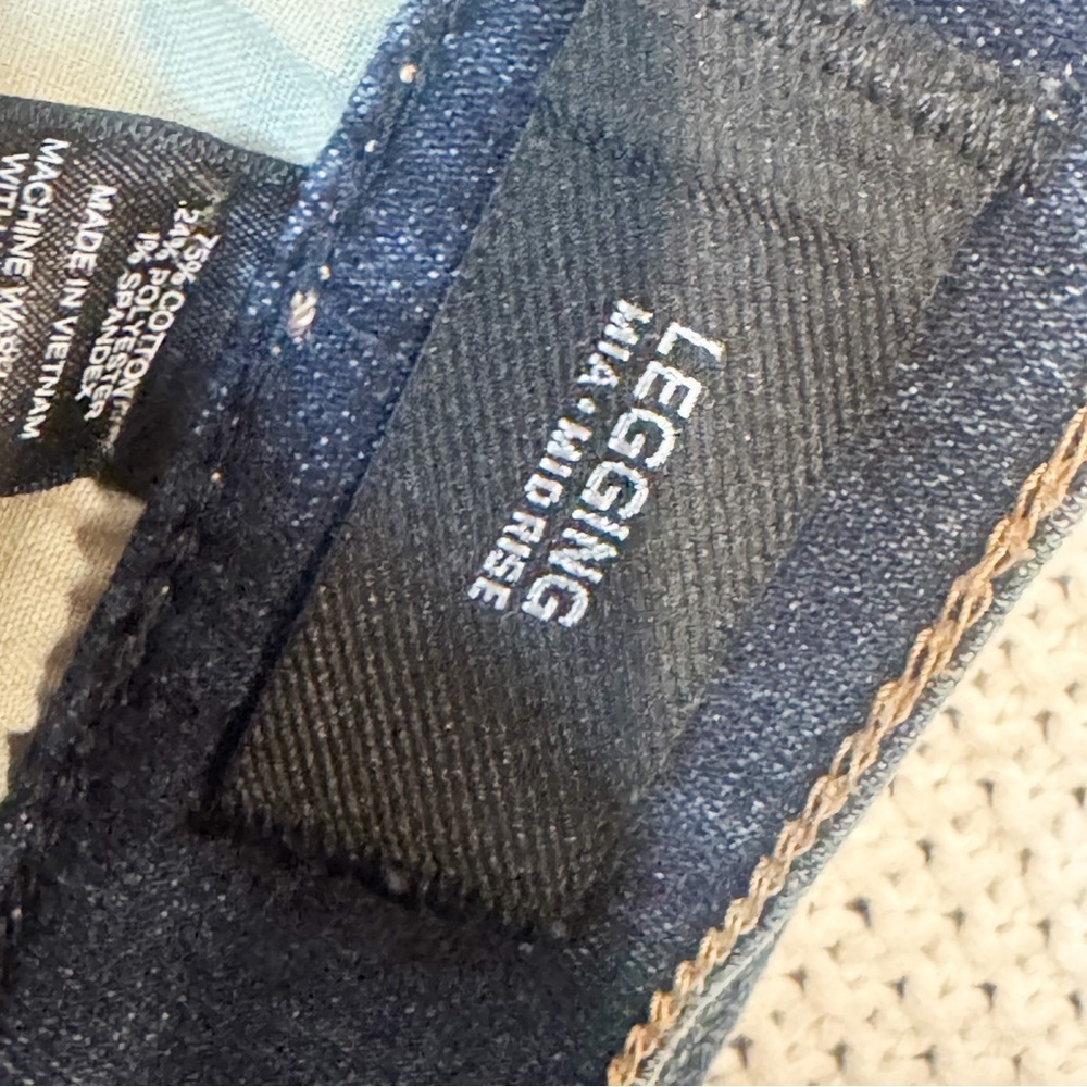 Express Women's Distressed Blue Skinny Jeans - Picture 5 of 6